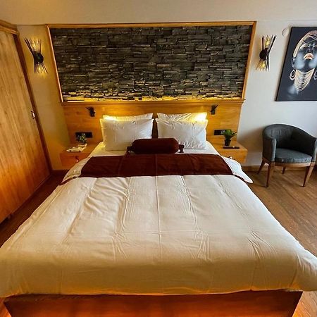 Palmiye Konuk Evi Foça Eksteriør bilde