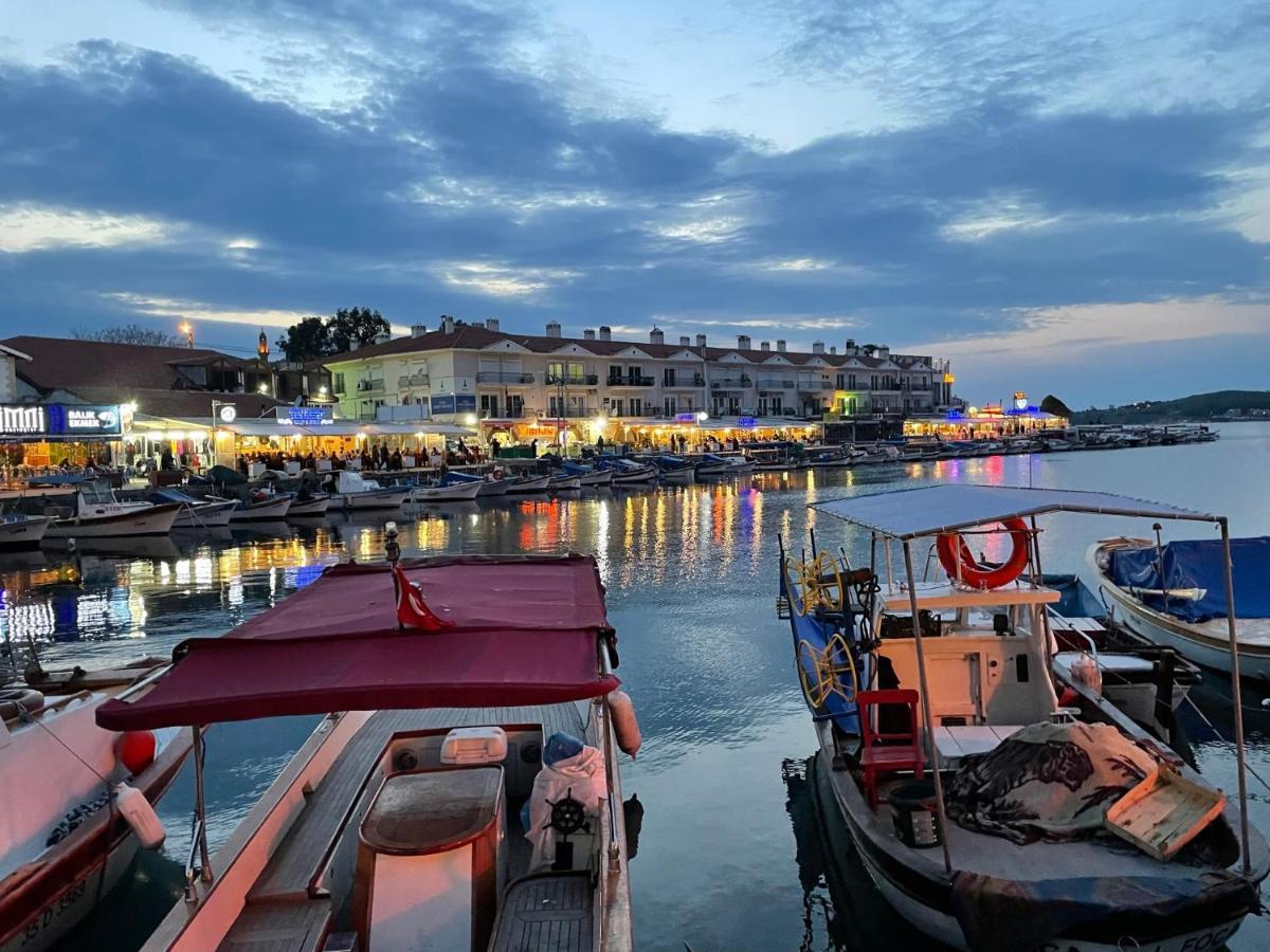 Palmiye Konuk Evi Foça Eksteriør bilde